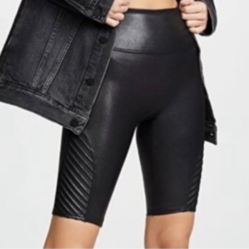 NEW!! SPANX XS Faux Leather Shaping Shorts ~SEXY & SNATCHED! (NO tags NO Tummy!) - Picture 8 of 10